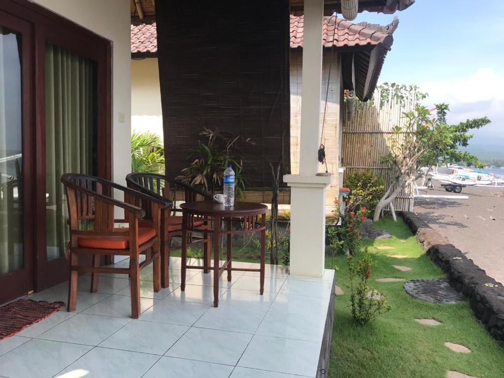Tambun Sari Beach Homestay Амед Экстерьер фото